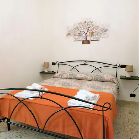 Apartamento La Taverna 98 *