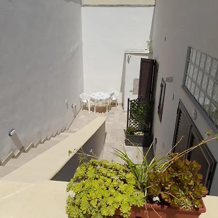 La Taverna 98 Οτράντο